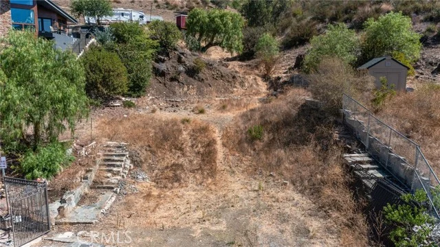 28923 Crags photo 2