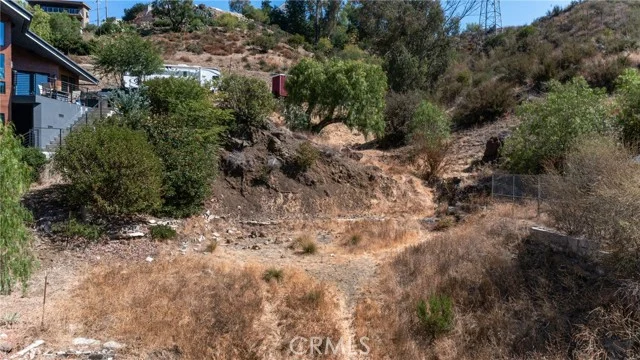 28923 Crags photo 3