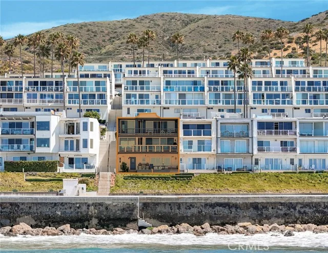 11914 Beach Club photo 2