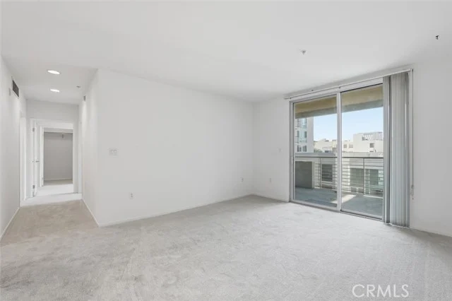 267 S San Pedro #315 photo 3
