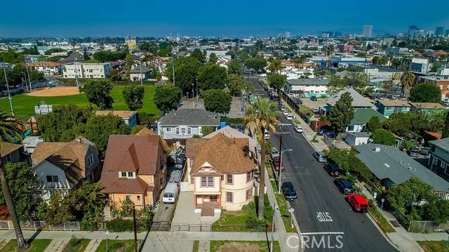 1703 Toberman Street photo 3
