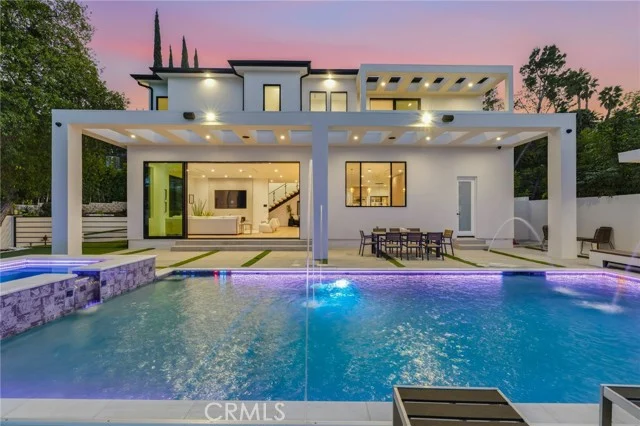 4331 Alonzo, Encino