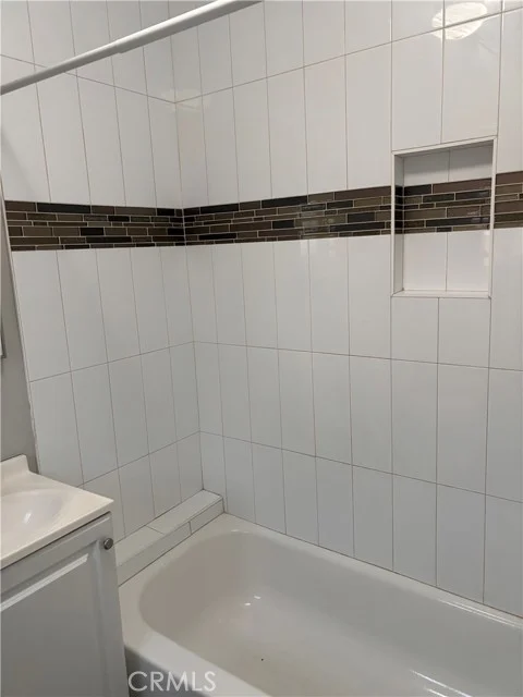 135 W 87th Place photo 4