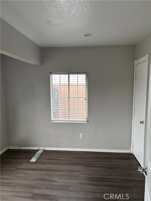 135 W 87th Place photo 5