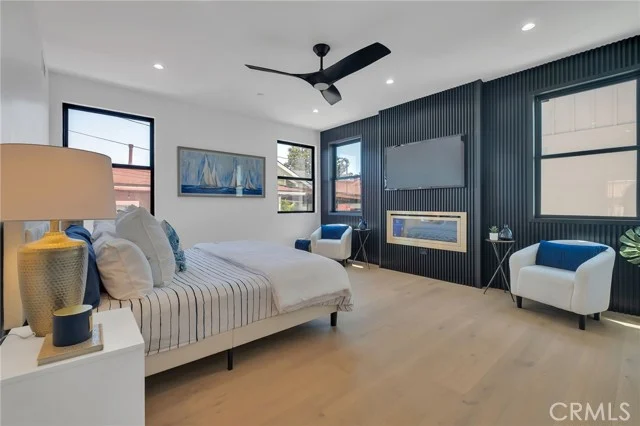 520 N Lucia #B photo 2