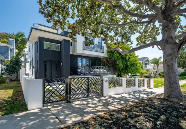 520 N Lucia #B photo 4