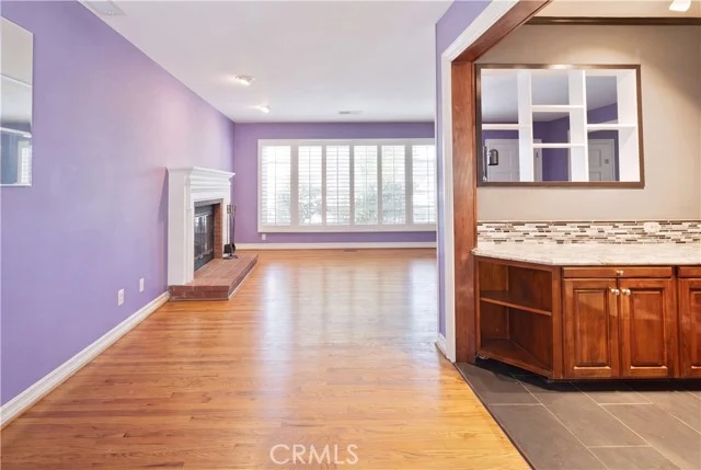 7032 Encino photo 5