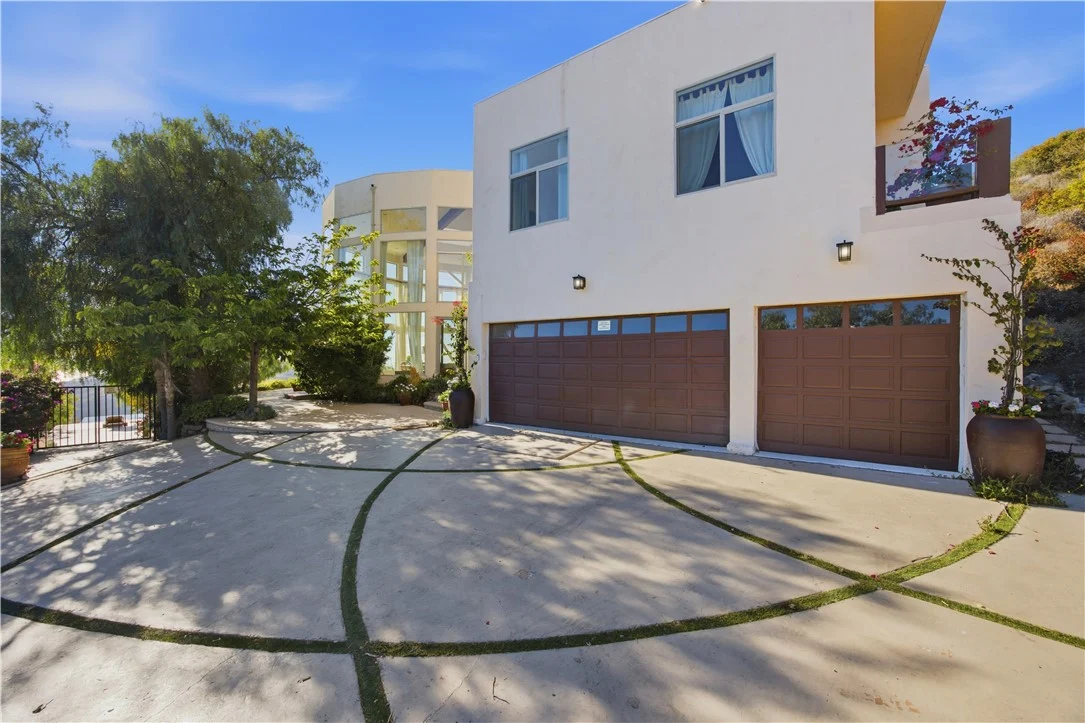 9980 Houston photo 3