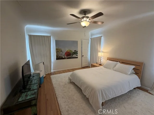 1054 S Corning photo 3