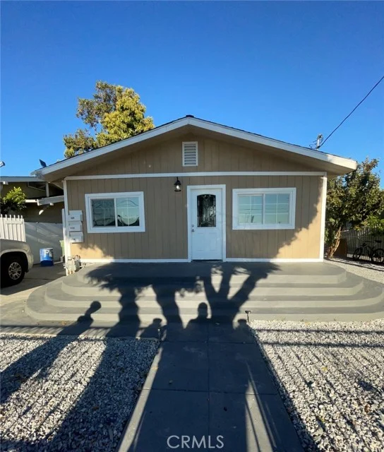 6208 Holmes photo 3