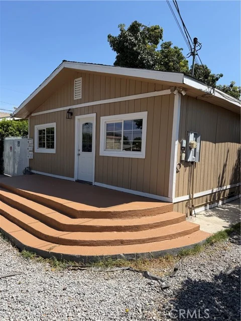 6208 Holmes photo 4