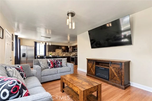 215 E 76 Place photo 1