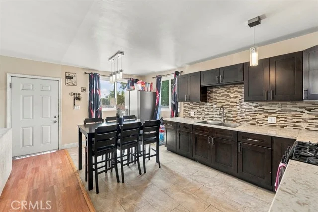 215 E 76 Place photo 4
