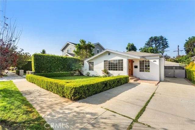 2925 Military Avenue, Los Angeles