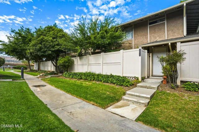 28638 Conejo View Drive photo 3