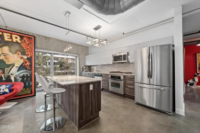 645 W 9th Street #200 photo 3