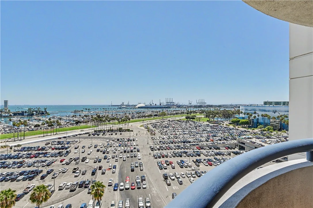 525 E Seaside Way #1109 photo 2