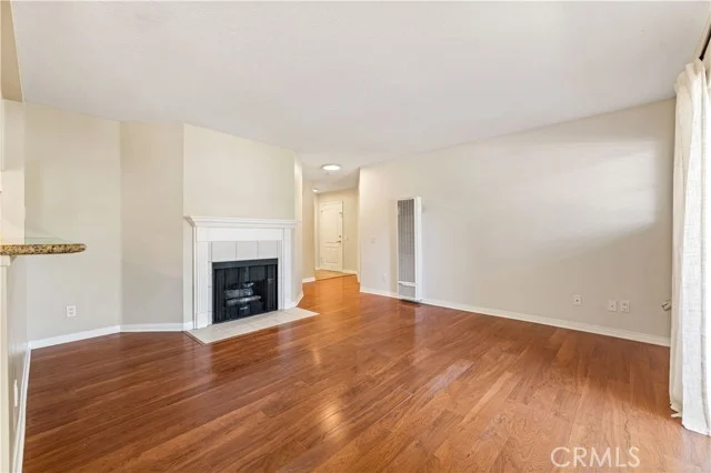 1401 N Greenbrier Road #202 photo 4