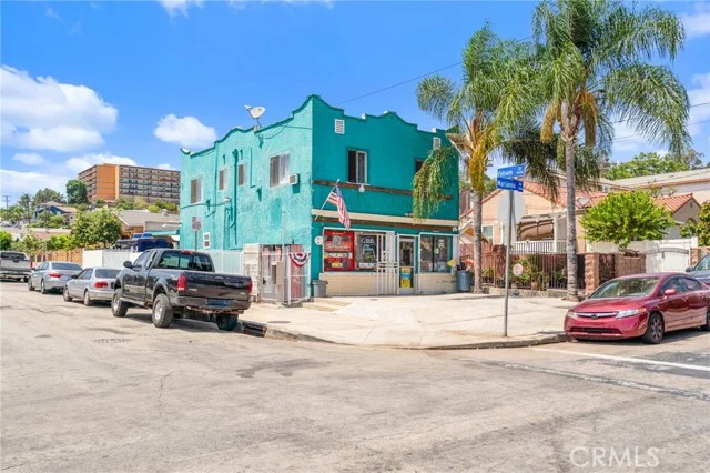 801 N Marianna photo 3