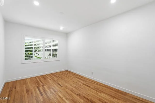5270 Bellingham Avenue photo 5