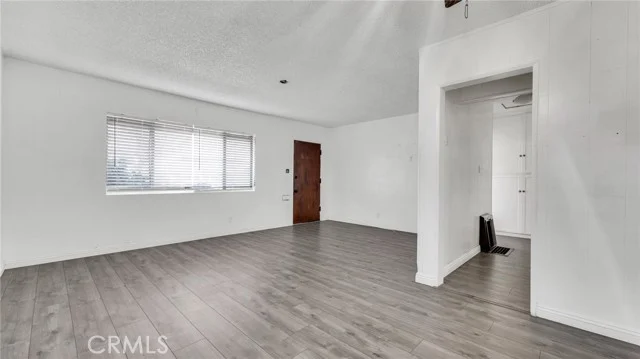 13031 S Catalina Avenue photo 5