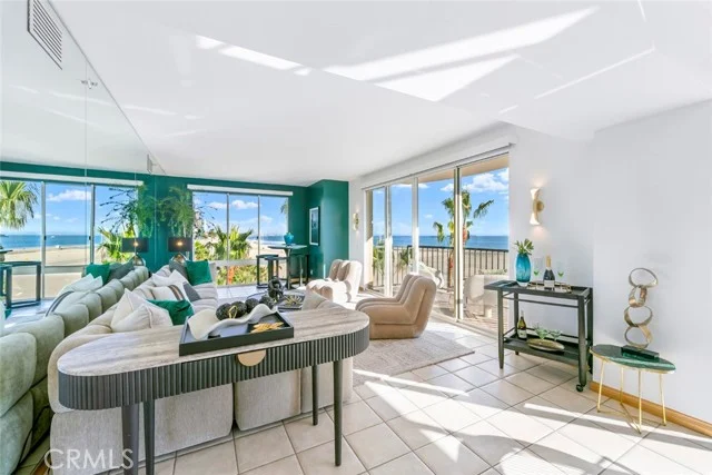 850 E Ocean Boulevard #205 photo 2