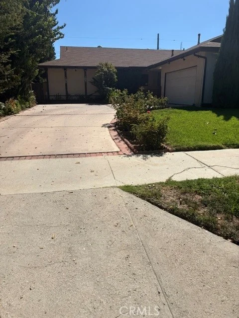 6472 Farralone photo 1