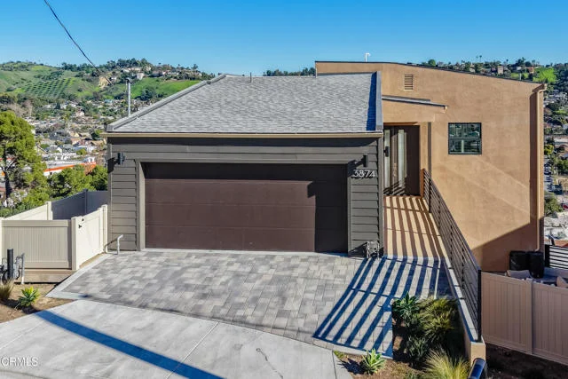 3874 W Point Drive, Los Angeles