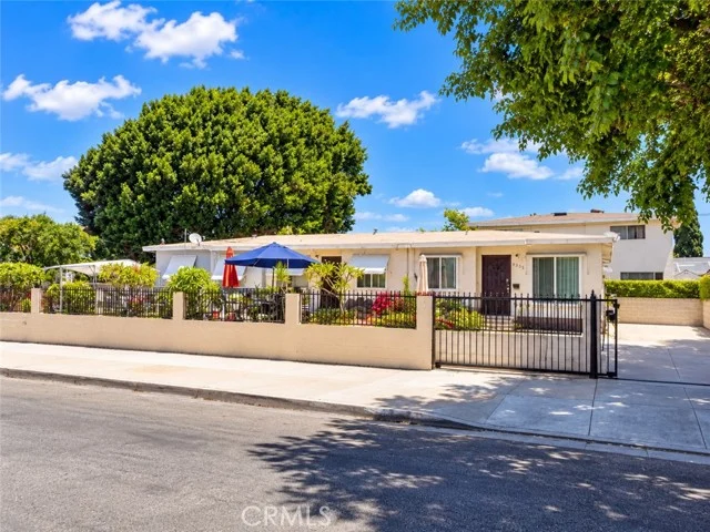 2111 Bird Street photo 4