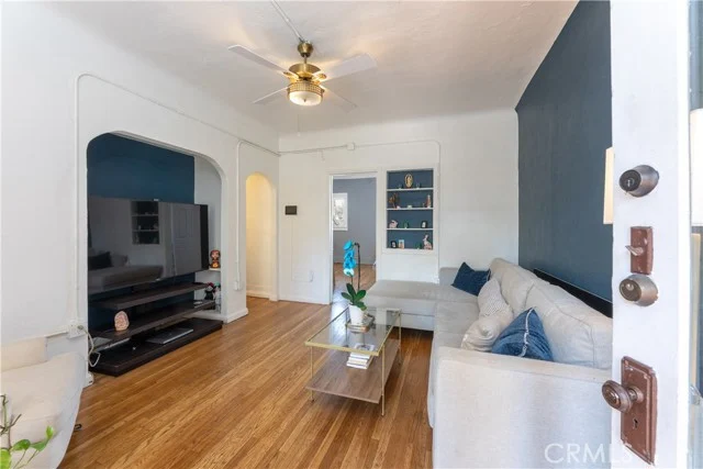 800 Pacific Avenue #305 photo 3