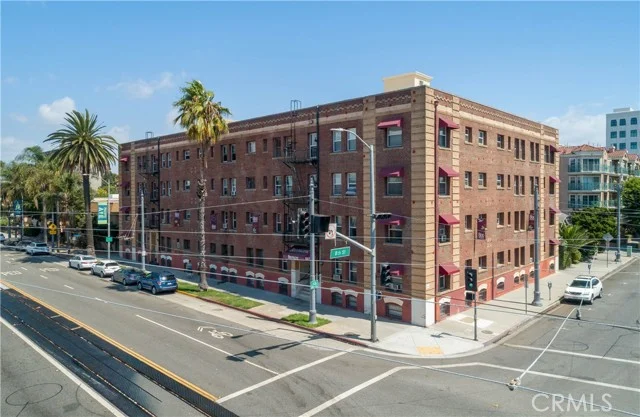 800 Pacific Avenue #305 photo 4