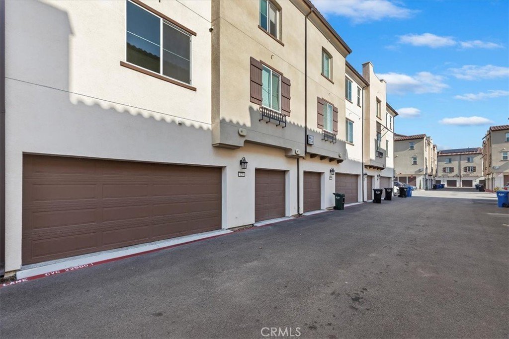 129 Dove Lndg Covina CA 91722 39 129 Dove Lndg Covina CA 91722