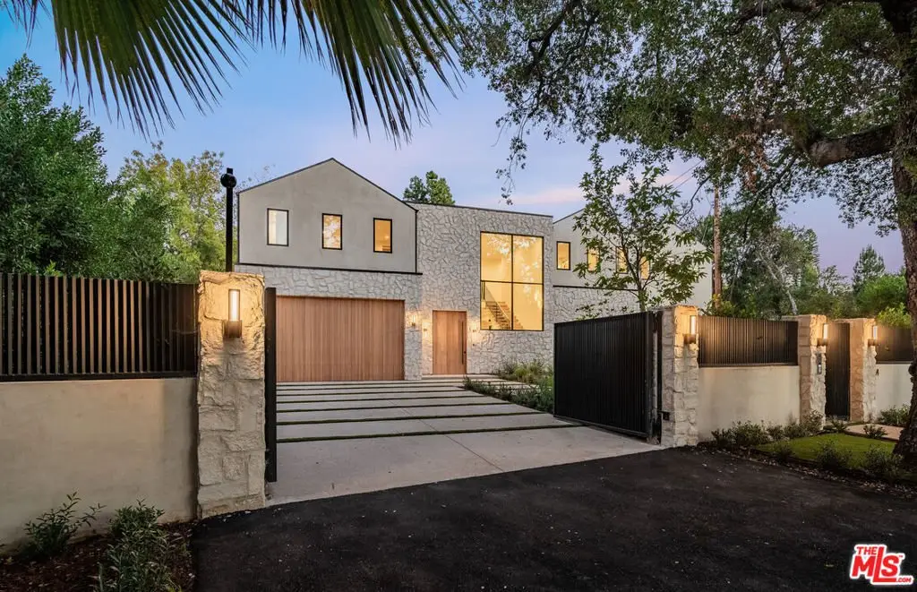 5064 Encino Avenue Encino CA 91316 44 5064 Encino Avenue Encino CA 91316
