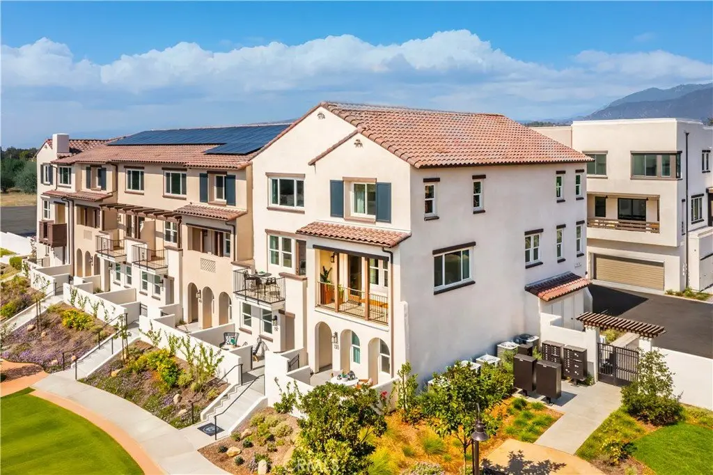 121 Evergreen Lane Claremont CA 91711 16 121 Evergreen Lane Claremont CA 91711