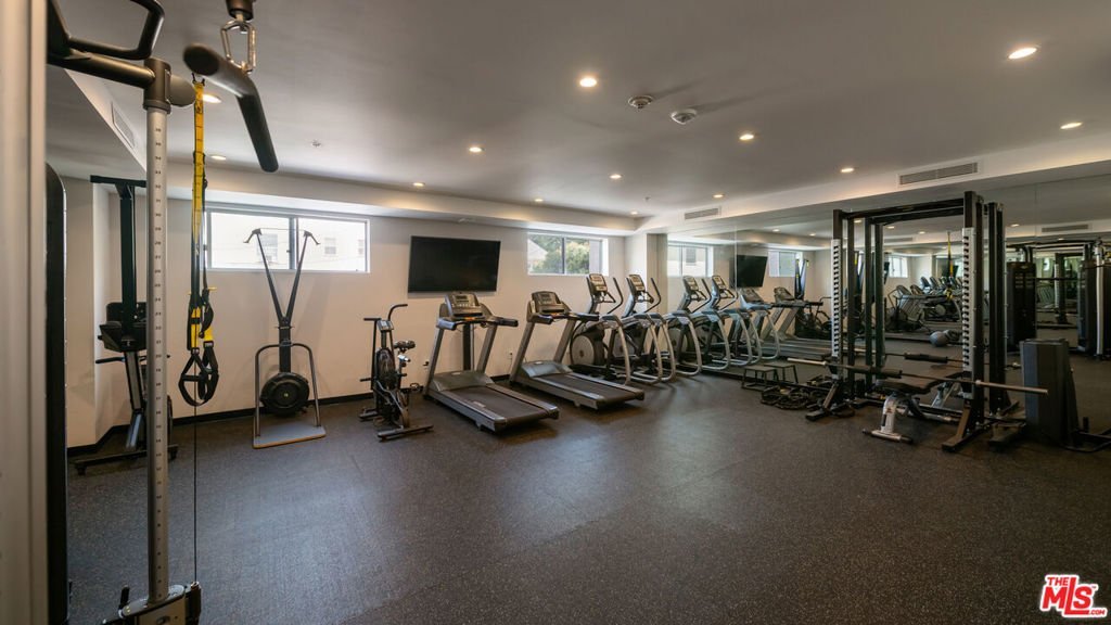 460 N Palm Drive 501 Beverly Hills CA 90210 22 460 N Palm Drive 501 Beverly Hills CA 90210