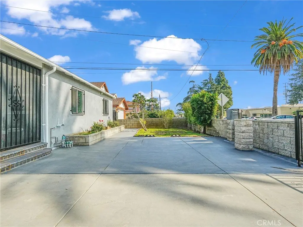 417 W Emerson Monterey Park CA 91754 27 417 W Emerson Monterey Park CA 91754