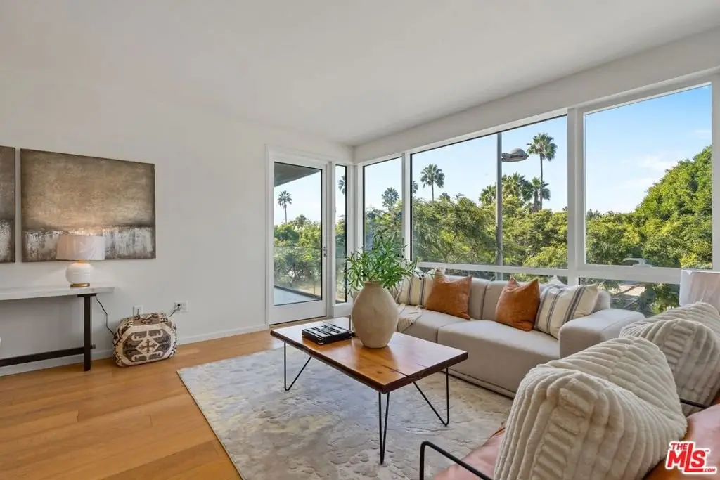1705 Ocean Avenue 206 Santa Monica CA 90401 26 1705 Ocean Avenue 206 Santa Monica CA 90401
