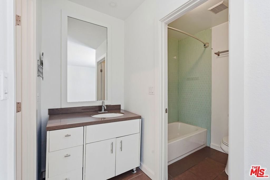 141 S Clark Drive 323 West Hollywood CA 90048 34 141 S Clark Drive 323 West Hollywood CA 90048