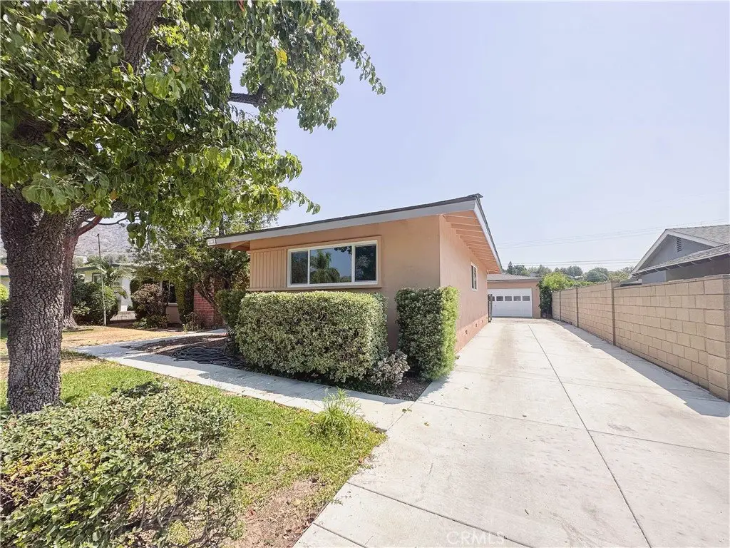 1124 N Soldano Drive Azusa CA 91702 21 1124 N Soldano Drive Azusa CA 91702
