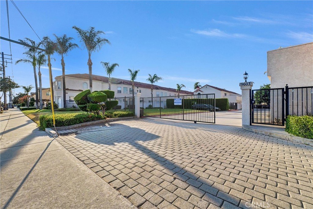 19555 E Cypress Street P Covina CA 91724 28 19555 E Cypress Street P Covina CA 91724