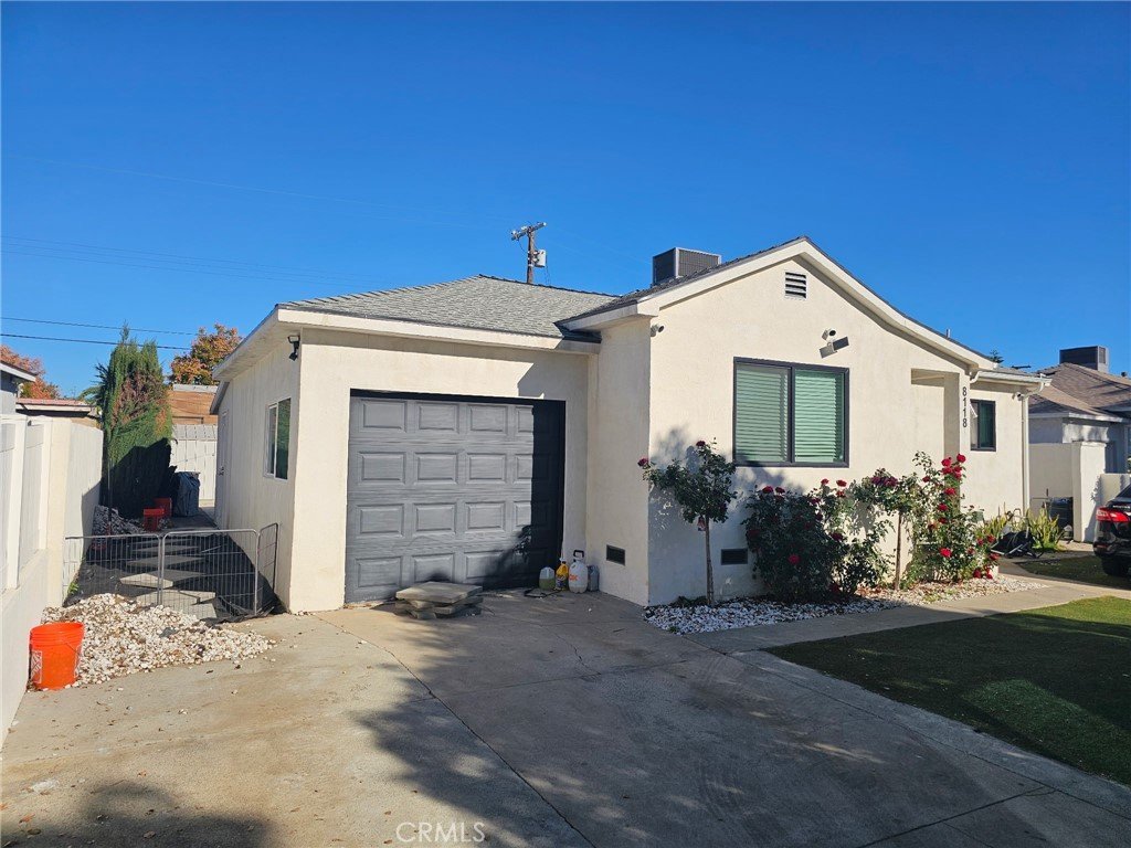 8118 Wakefield Panorama City CA 91402 1 8118 Wakefield Panorama City CA 91402