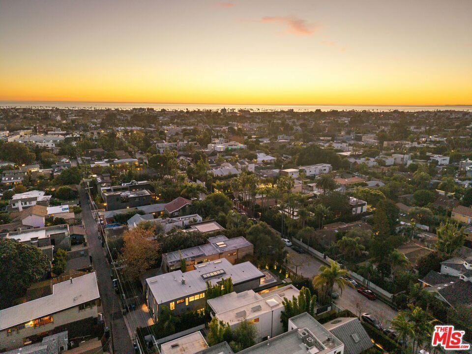 738 Palms Boulevard Venice CA 90291 50 738 Palms Boulevard Venice CA 90291