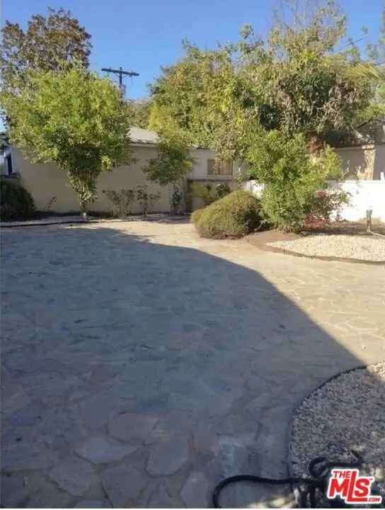 6038 Allott Avenue Van Nuys CA 91401 9 6038 Allott Avenue Van Nuys CA 91401