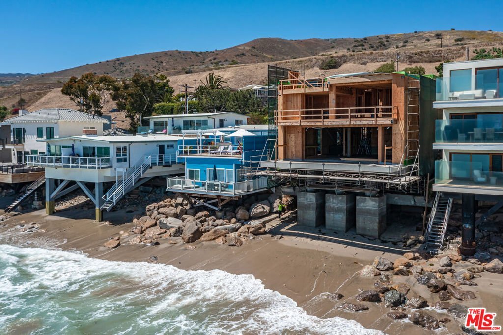 25306 Malibu Road Malibu CA 90265 10 25306 Malibu Road Malibu CA 90265