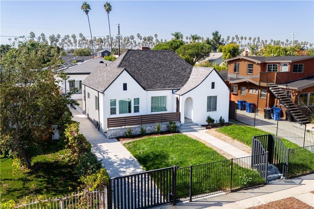 5743 Chesley Avenue Los Angeles CA 90043 41 5743 Chesley Avenue Los Angeles CA 90043