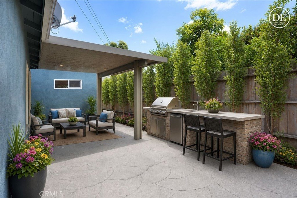 6449 Lemon Avenue Long Beach CA 90805 38 6449 Lemon Avenue Long Beach CA 90805