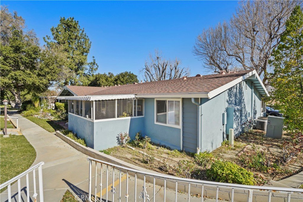 26737 Oak Crossing Road B Newhall CA 91321 31 26737 Oak Crossing Road B Newhall CA 91321