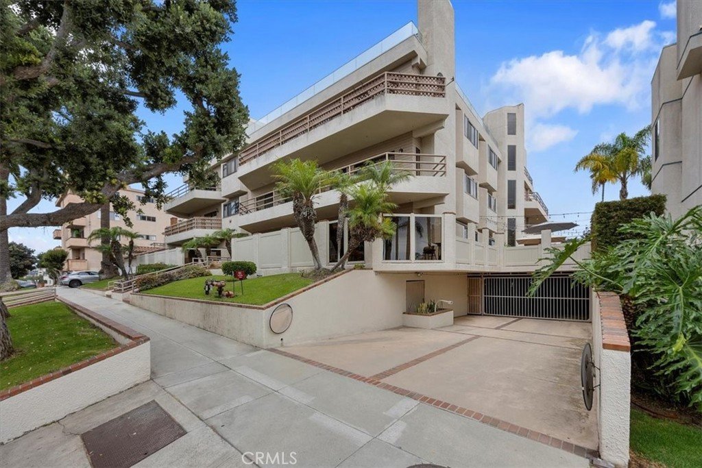 512 Esplanade 303 Redondo Beach CA 90277 44 512 Esplanade 303 Redondo Beach CA 90277