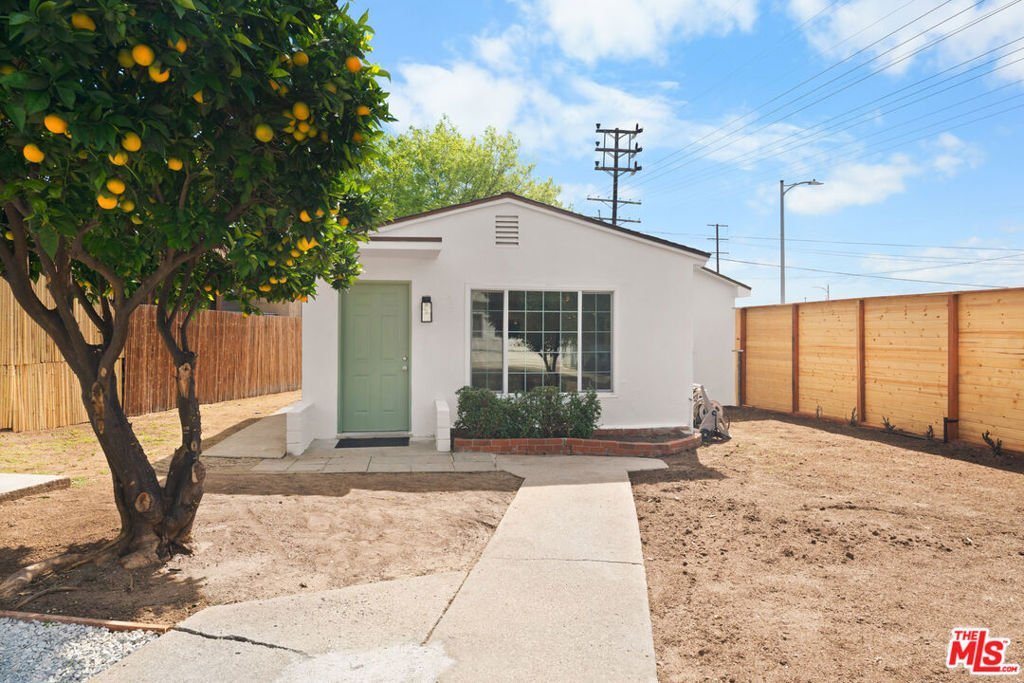 2900 Asbury Street Los Angeles CA 90065 24 2900 Asbury Street Los Angeles CA 90065
