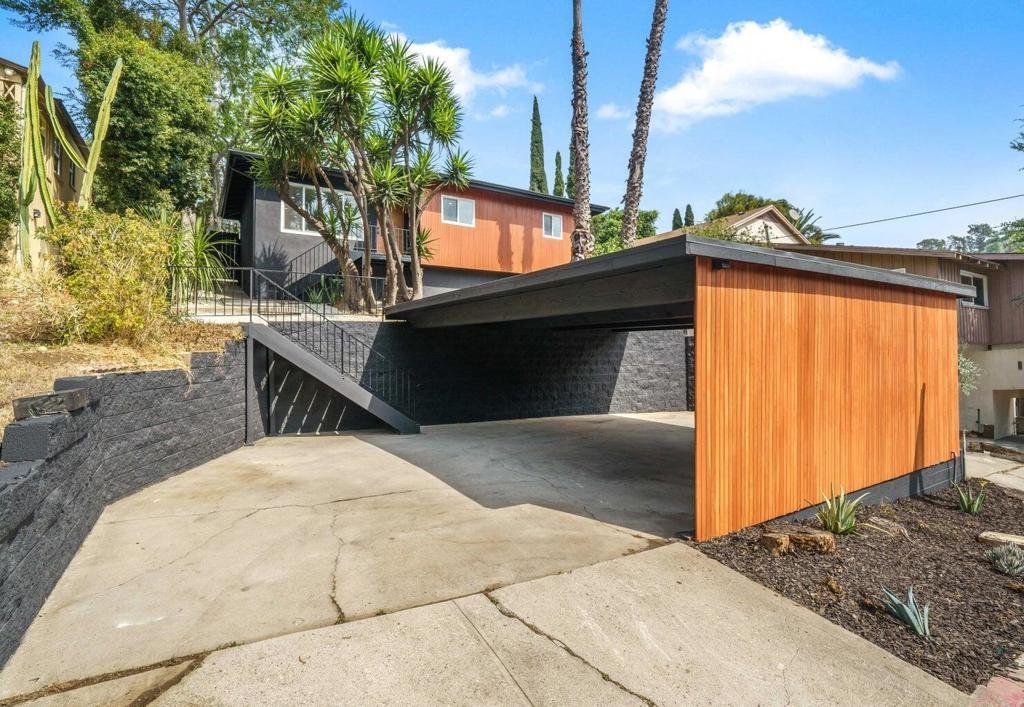 3181 Cadet Court Los Angeles CA 90068 37 3181 Cadet Court Los Angeles CA 90068